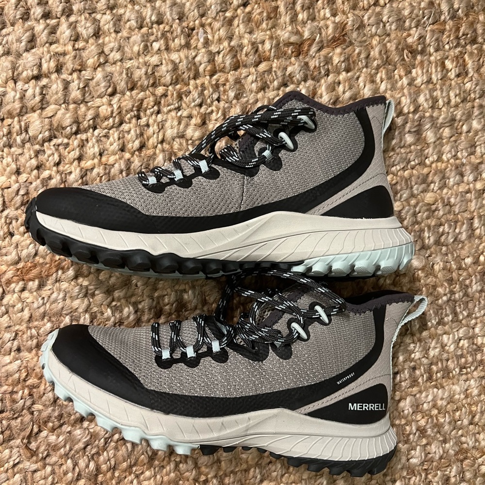 Merrell Bravada Mid Waterproof Hiking Boot